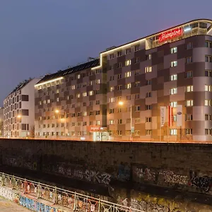 Hampton By Hilton West 3* Viena